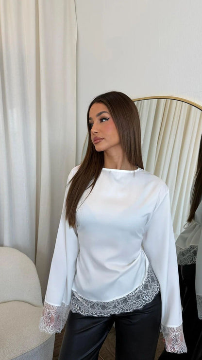 Nymera Haut de Gloire en Dentelle